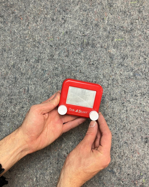 Etch A Sketch Pocket Drawing Toy