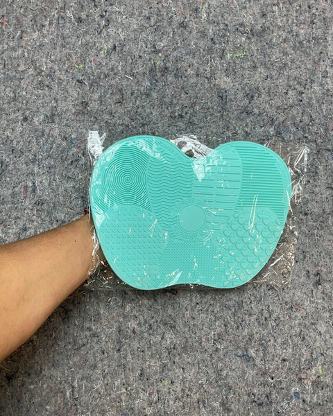 Makeup Brush Cleaning Mat