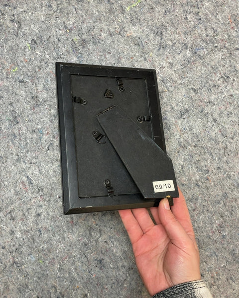 Black Picture Frame with Stand, 5.5x7.5"