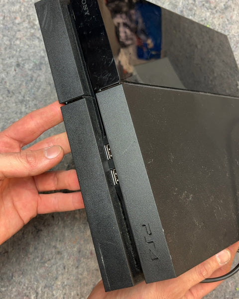Sony Playstation 4 Console, Turns On & Good Condition But Untested Otherwise