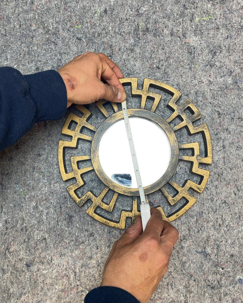 Round Decorative Wall Mirror, 10"