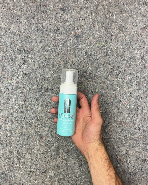 Clinique Acne Solutions Cleansing Foam