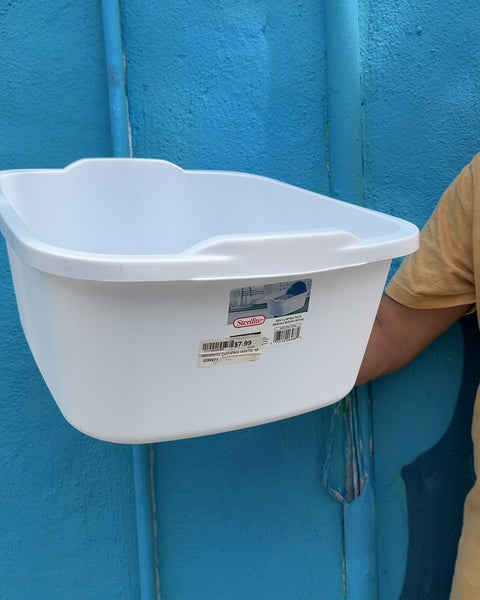 Sterilite Dishpan