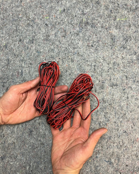 Whole Bunch Of Speakers Cable