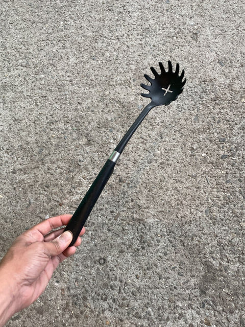 Black Pasta Server