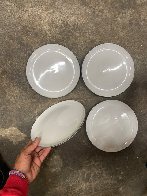 Bread Plates Set