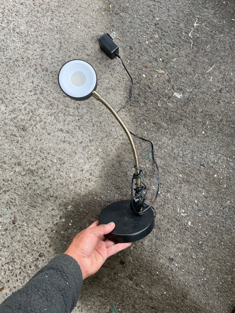 Flexible Gooseneck Desk Lamp