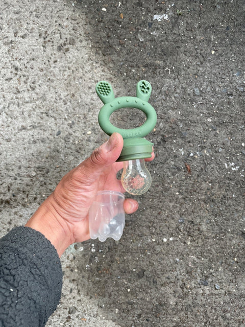 Haakaa Fruit Feeder Teether