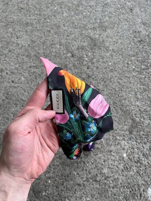 Gucci Silk Twill Flora Snake Neck Bow Scarf In Great Condition, 33" Long