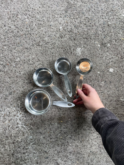 Metal Measuring Cups Set
