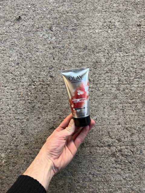 Olay Detoxifying Pore Scrub