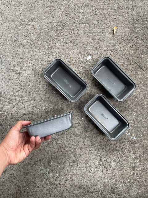 Oneida Loaf Pans, 2x3.5x2"