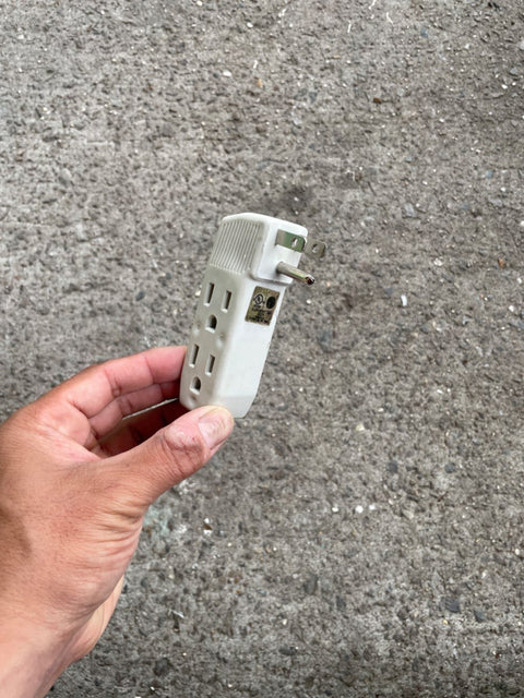 Outlet Expander