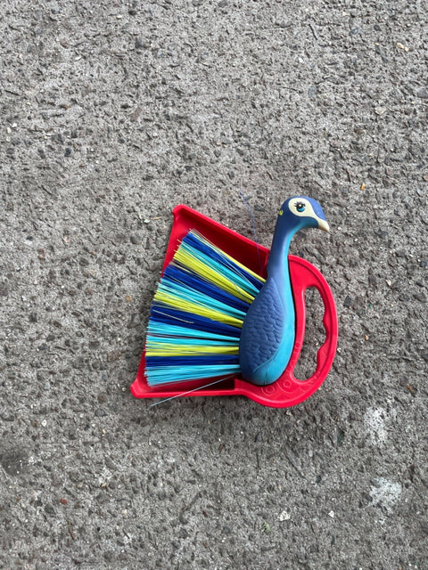 Peacock Dustpan Brush Set