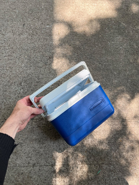 Rubbermaid Blue Personal Cooler