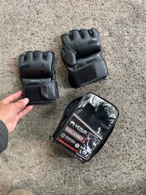 Venum Challenger MMA Gloves, Sz S