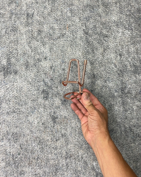 Rose Gold Wire Phone Stand